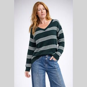 “Torrie” V-Neck Sweater